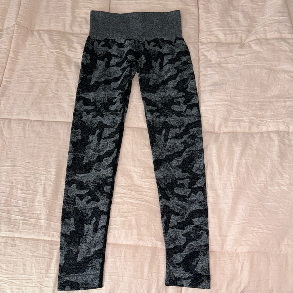 NVGTN Seamless Cropped Leggings